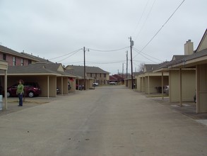 Trails Place Apartment Homes in Wylie, TX - Foto de edificio - Building Photo