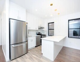 2506 Hughes Ave in Bronx, NY - Building Photo