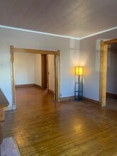 2963 Pacific St, Unit 2963 in Omaha, NE - Foto de edificio - Building Photo