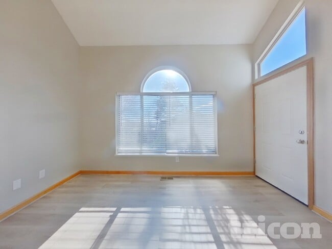 14652 E Bellewood Pl in Aurora, CO - Building Photo - Building Photo