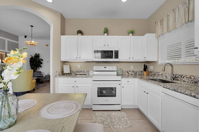 515 SW Indian Key Dr in Port St. Lucie, FL - Building Photo - Building Photo