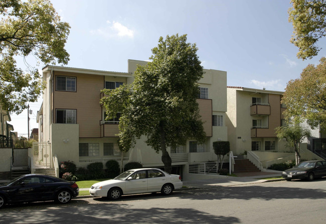 456 Myrtle St in Glendale, CA - Foto de edificio - Building Photo