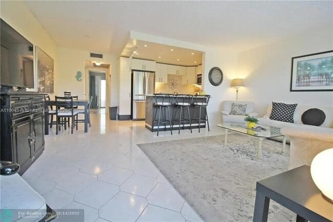 4008 Berkshire A in Deerfield Beach, FL - Building Photo - Building Photo