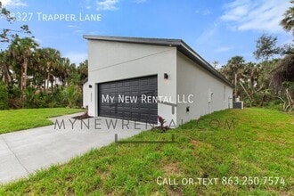 3327 Trapper Ln in North Port, FL - Building Photo - Building Photo