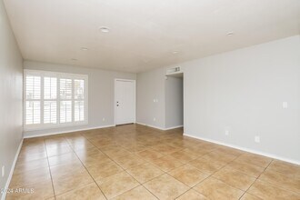 1227 E Wayland Dr in Phoenix, AZ - Building Photo - Building Photo