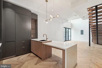 23 Logan Cir NW in Washington, DC - Building Photo - Building Photo
