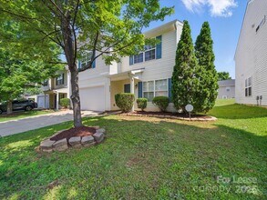 5203 Grays Ridge Dr in Charlotte, NC - Foto de edificio - Building Photo