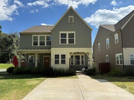 1003 Wainwright Ave in Charlotte, NC - Building Photo