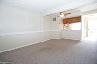 5983 Rowanberry Dr in Elkridge, MD - Building Photo - Building Photo