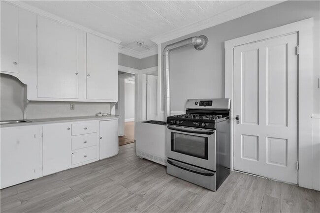 244 Paradis Ave in Woonsocket, RI - Building Photo - Building Photo