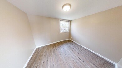 2413 E St Vrain St, Unit 103 in Colorado Springs, CO - Building Photo - Building Photo