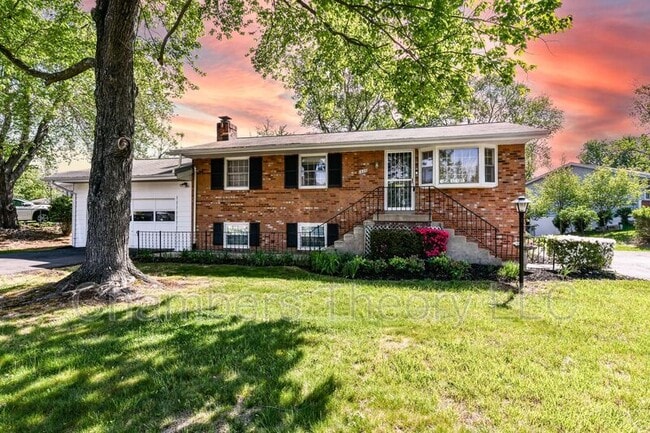 property at 1020 S Hoga Rd