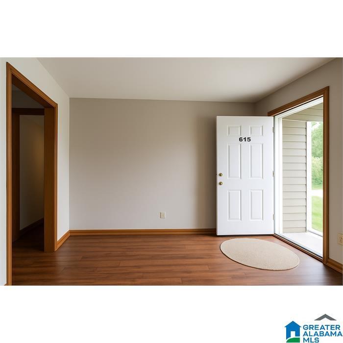 611 Center Way S in Birmingham, AL - Building Photo