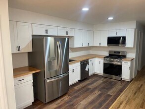 220 Grant Ave in Jersey City, NJ - Building Photo - Building Photo