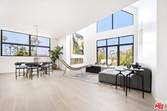 8600 Wilshire Blvd in Beverly Hills, CA - Building Photo - Building Photo