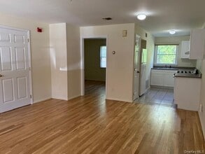 124 Sylvan Ave in Miller Place, NY - Building Photo - Building Photo