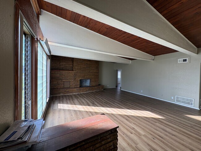 159 Oak Dr in Lake Jackson, TX - Building Photo - Building Photo