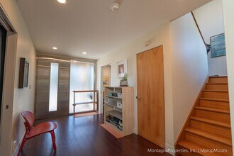 515 Mountain View Ave in Mountain View, CA - Building Photo - Building Photo