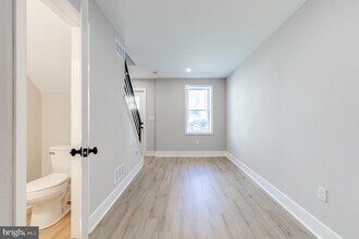 369 E Hector St in Conshohocken, PA - Building Photo - Building Photo