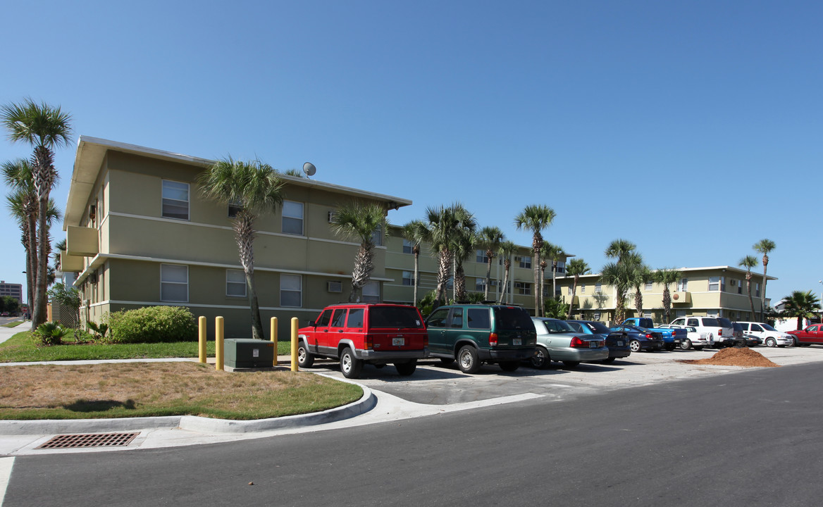 Ocean Drive in Jacksonville Beach, FL - Foto de edificio