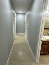 7210 N Manhattan Ave in Tampa, FL - Building Photo - Building Photo