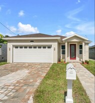 5037 23rd St N in St. Petersburg, FL - Building Photo
