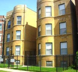 5735 S Calumet Ave in Chicago, IL - Building Photo