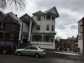 17 S Willard St, Unit 1 in Burlington, VT - Building Photo