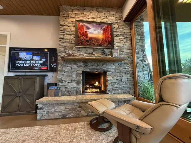 105 Rojo Dr in Sedona, AZ - Building Photo - Building Photo