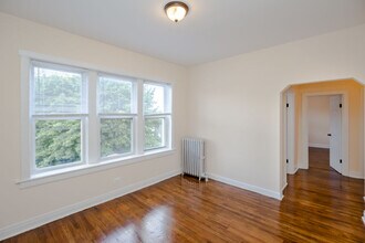 1918 N Drake Ave, Unit 1918-3W in Chicago, IL - Building Photo - Building Photo
