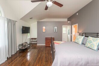 1803 Ashwood Ave in Nashville, TN - Building Photo - Building Photo