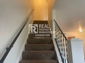 5711 E G Ave in Kalamazoo, MI - Building Photo - Building Photo