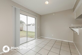 2210 N Merrin St, Unit 202-1 in Plant City, FL - Building Photo - Building Photo