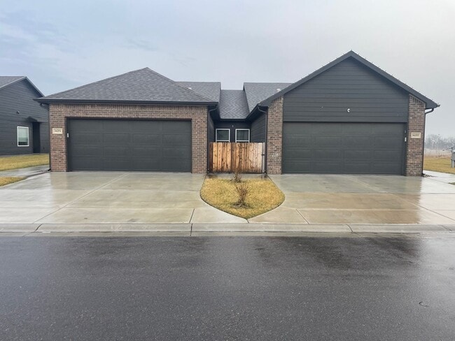 property at 16251-16253 W Ike Ct