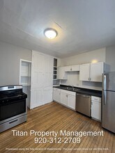 857 Wisconsin St in Oshkosh, WI - Building Photo - Building Photo