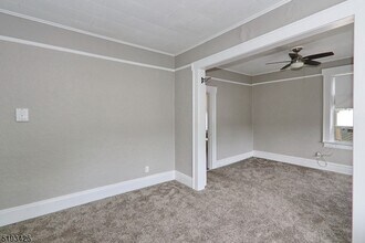 4 Highland Pl in Maplewood, NJ - Building Photo - Building Photo
