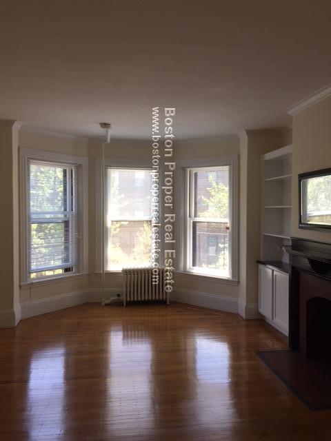 Beacon Street 1 Bedroom in Boston, MA - Building Photo - Building Photo