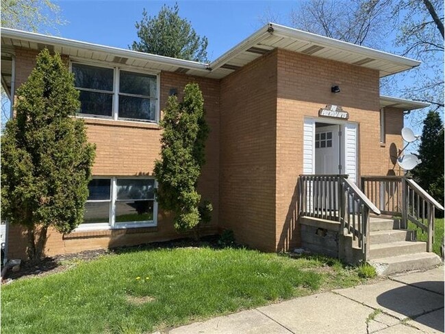 property at 141 Pikeview Rd