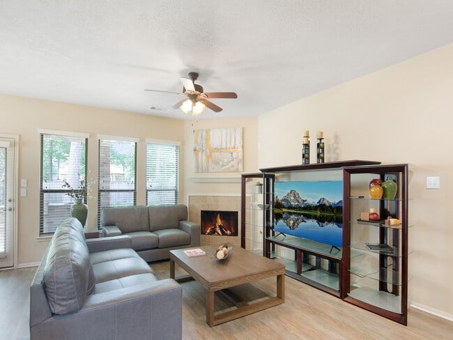 property at 10 W Lasting Spring Cir