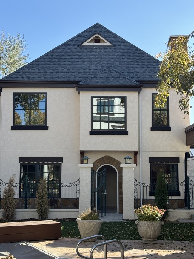 property at 4621 Locust Ln E