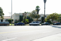 1530 E Broadway in Glendale, CA - Foto de edificio - Building Photo