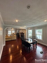 73 Almont St, Unit 2 in Medford, MA - Building Photo - Building Photo