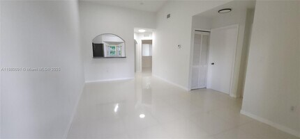 3395 NE 9th Dr in Homestead, FL - Foto de edificio - Building Photo