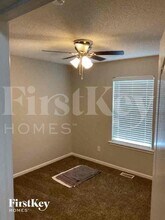 11623 N Windsor Ave in Kansas City, MO - Building Photo - Building Photo