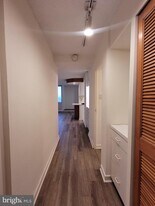 604 S Washington Square in Philadelphia, PA - Building Photo