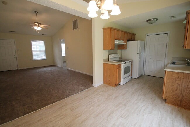 1258 Camellia Ct in Rock Hill, SC - Building Photo - Building Photo