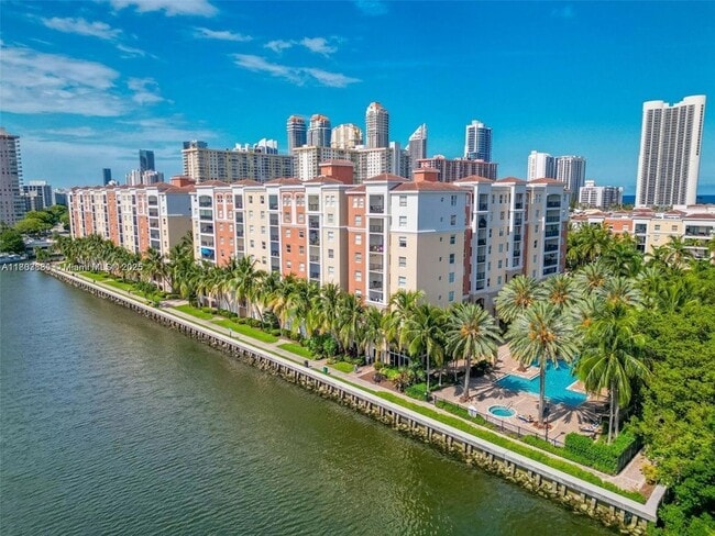 17100 N Bay Rd, Unit 1511 in Sunny Isles Beach, FL - Building Photo - Building Photo