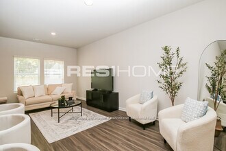 475 Oakwood Dr NW in Milledgeville, GA - Building Photo - Building Photo