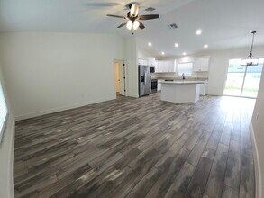 7649 W Normandy Pl in Citrus Springs, FL - Building Photo - Building Photo