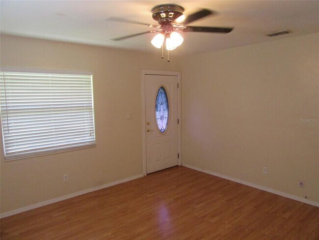 751 52nd Ave N in St. Petersburg, FL - Building Photo - Building Photo